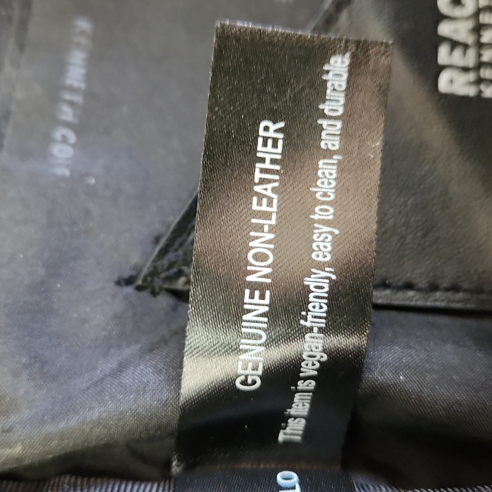 KENNETH COLE REACTION MINI BACKPACK EUC - Picture 11 of 17